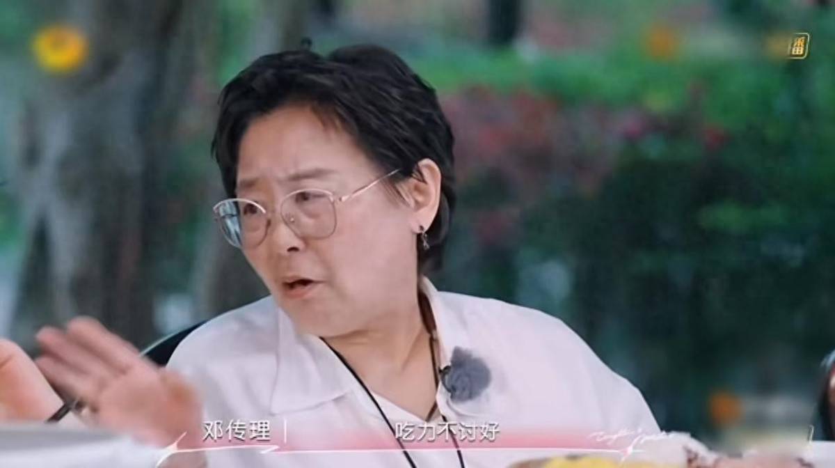 黄圣依妈妈曝外孙让自己寒心，付出白费了