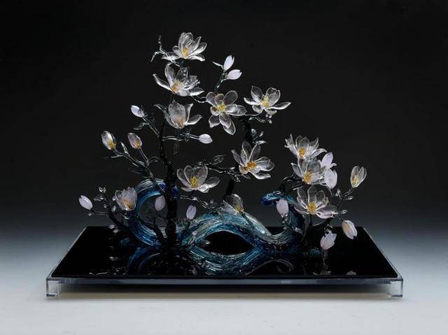 千年琉火映国博④ | 走进淄博琉璃艺术展，邂逅千年琉光璃彩