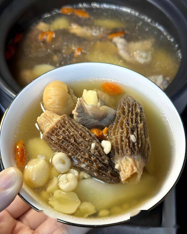 三伏天必备！推荐4款健脾养胃汤，补气血，消暑祛湿，做给家人喝