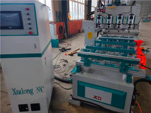 木工全自动打眼机：木工卧式榫槽机 开启高效精准打孔新时代