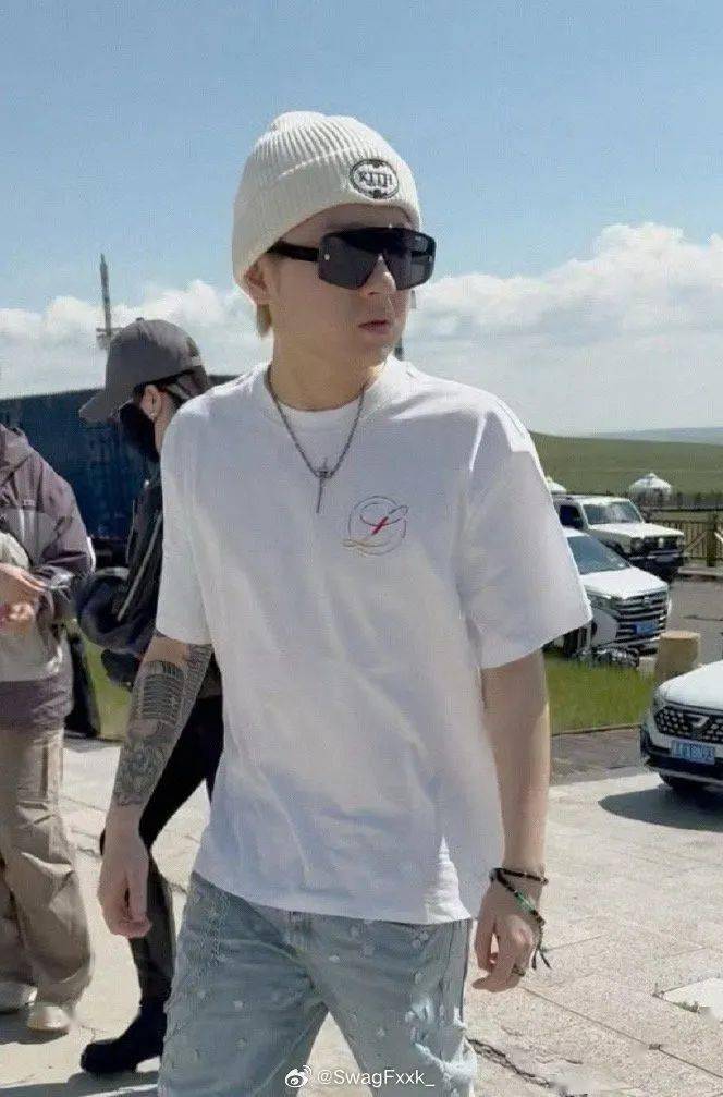 王以太录制《浪姐》总决赛！