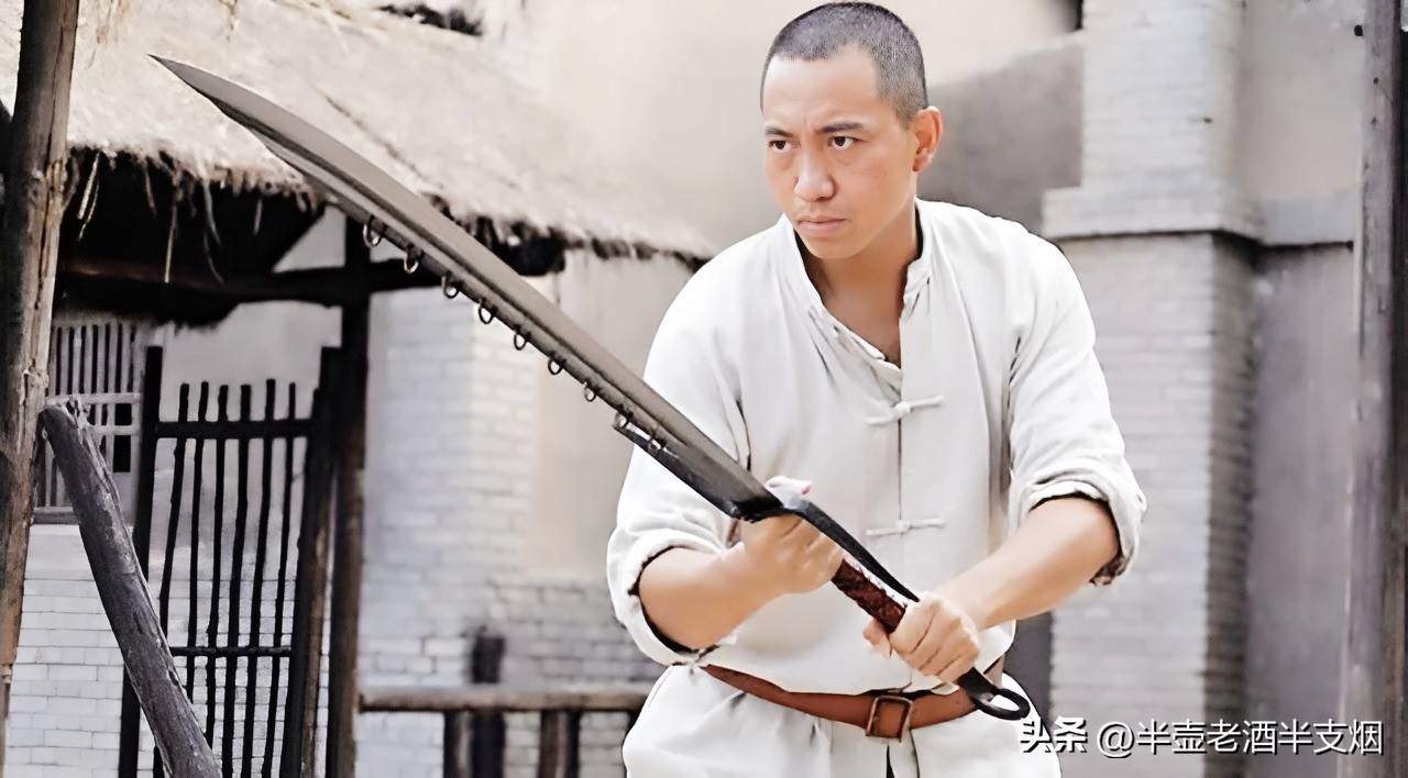 原创            被俘日军在我军刀下跪着叫爸爸，他们的真实籍贯，令人悲伤又愤怒