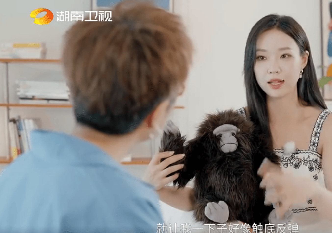 喜剧演员管乐回应与王皓分手 称自己在恋爱中不是很理智