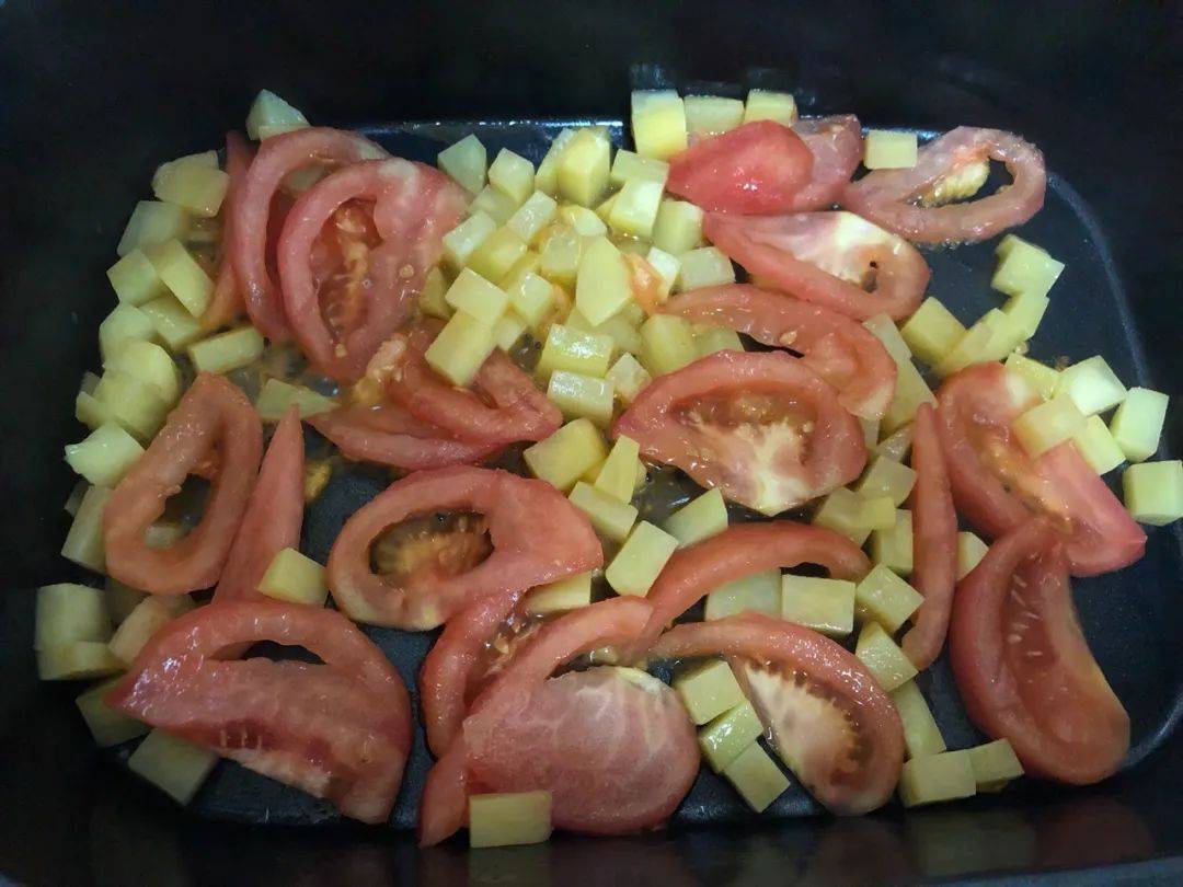 一碗土豆番茄汤，竟有五大养生功效