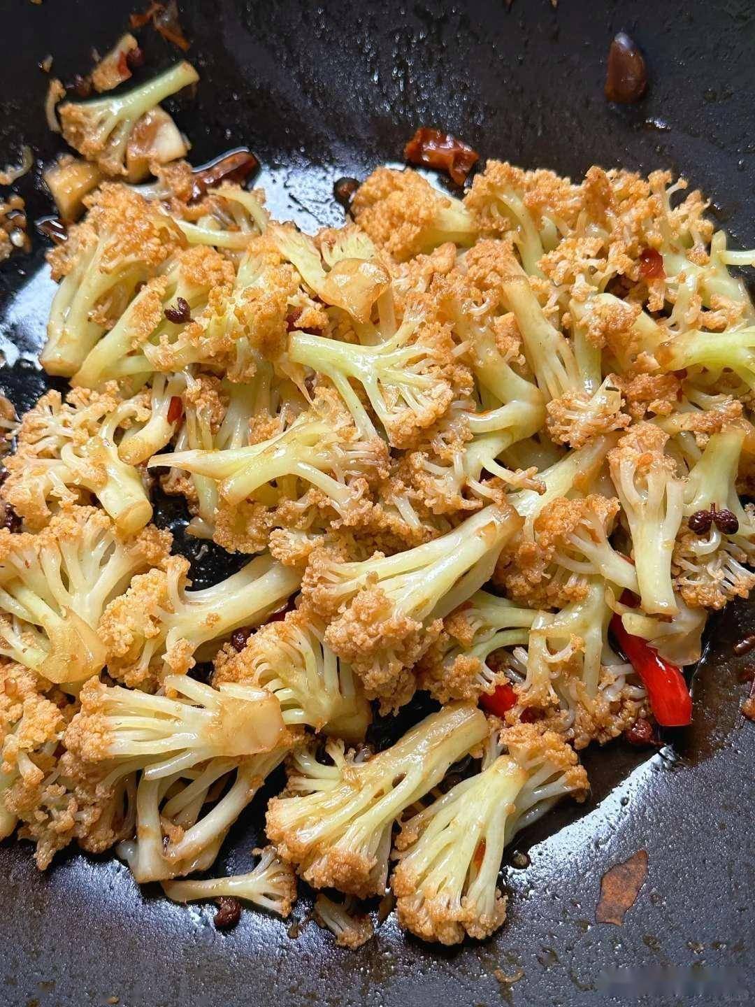 原创            夏天体内湿气重，记住常吃这道菜，祛湿排毒，安稳过夏季