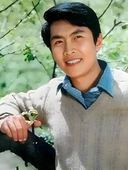 原创            唐国强73岁近况：批判年轻人多上综艺，自己却成综艺常客！