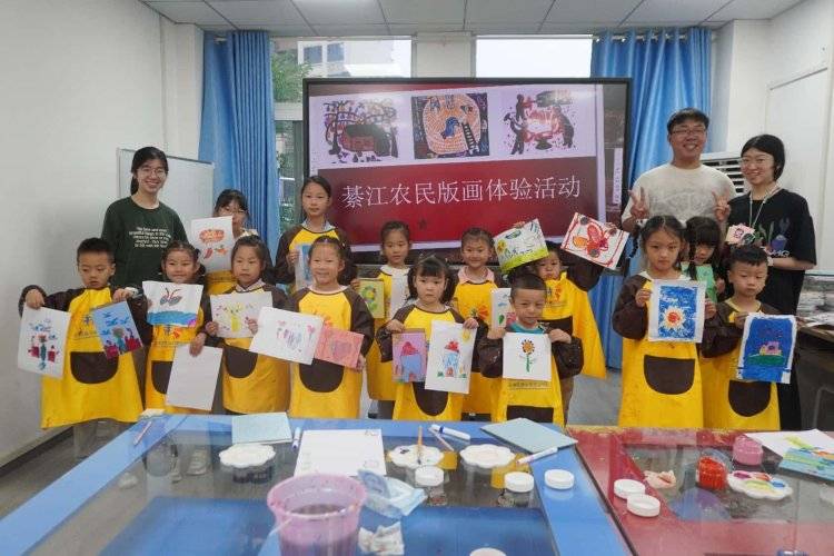 以青年视角“解锁”城市文旅新IP 清华大学“与美同行”赴重庆艺术乡建支队走进长寿