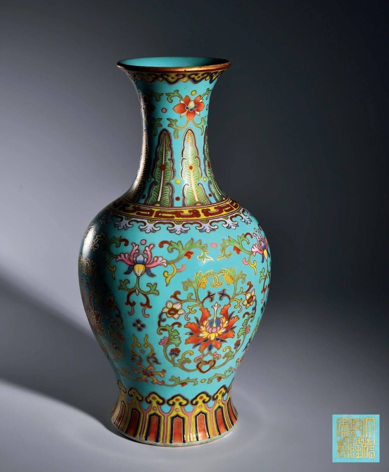 北京现代名家瓷器回收