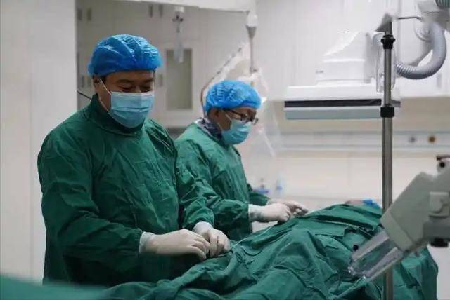 医生叮嘱：做过肺结节切除手术的人，不能做4件事，小心病情复发