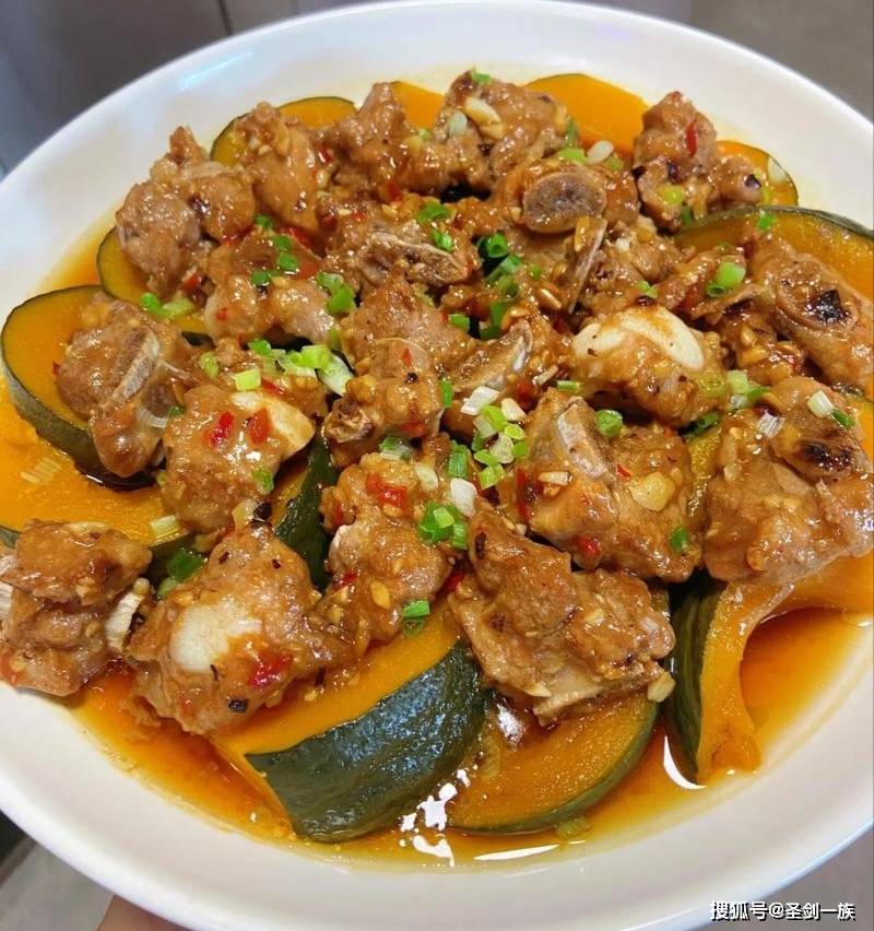 长夏宜“养心”别忽视，常吃8样“养心菜”，神清气爽不烦闷