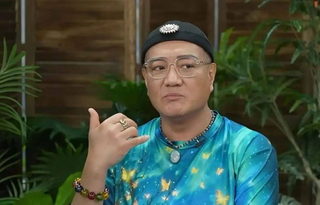 TVB老戏骨鲁振顺不获续约，宣布离巢，曾炮轰高层，自言相信因果报应