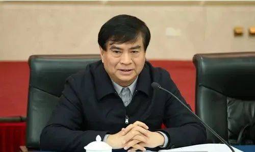 开除党籍！洪礼和长期在党内搞团团伙伙，私自看有严重政治问题的书籍