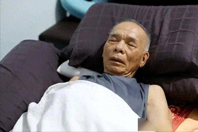 脑梗是吃出来的，医生警告：这些早餐食物正加速血管崩溃，别吃了