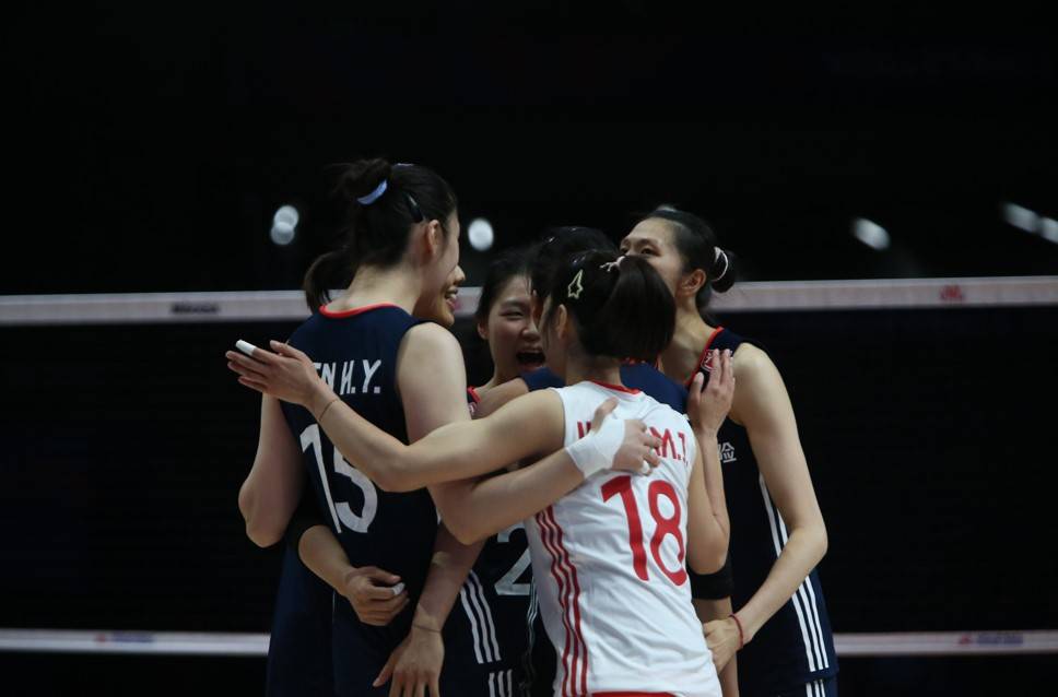 赛季首败！世联赛-中国女排1-3波兰 龚翔宇哑火赵勇变阵失效