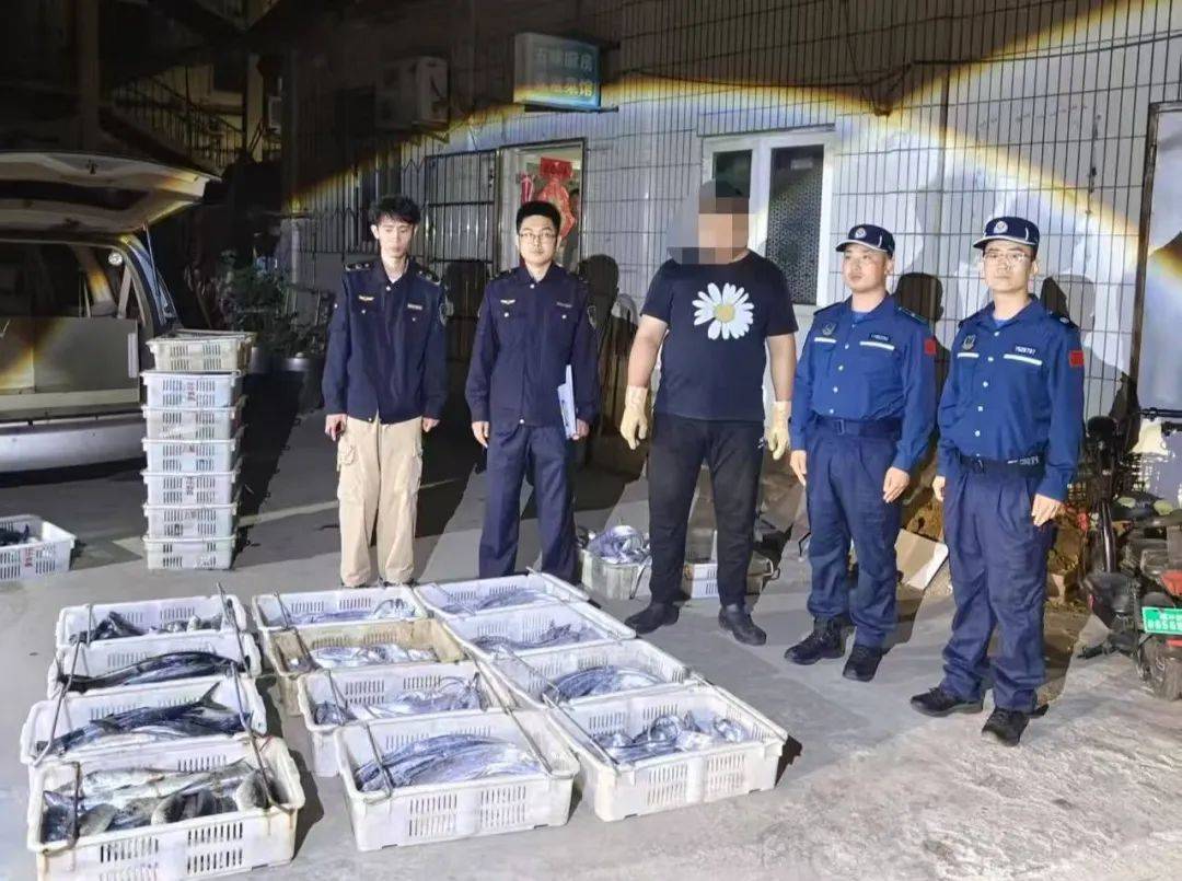 凌晨堵截！460余公斤！烟台一码头3人被抓