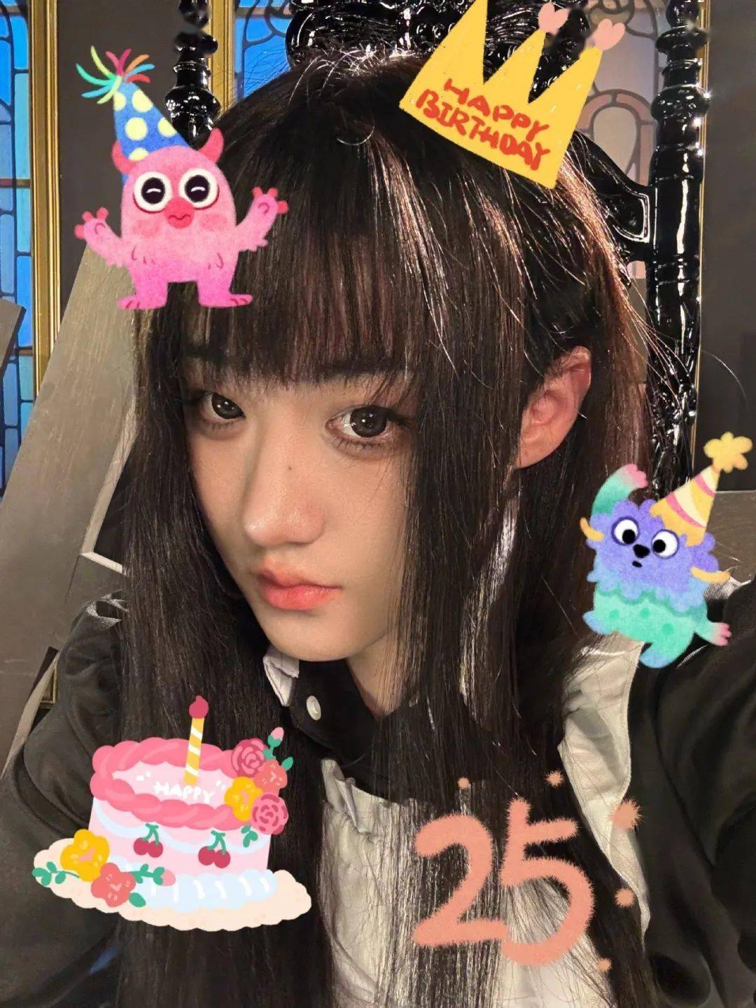 知名男Rapper竟然穿女装！登上热搜！