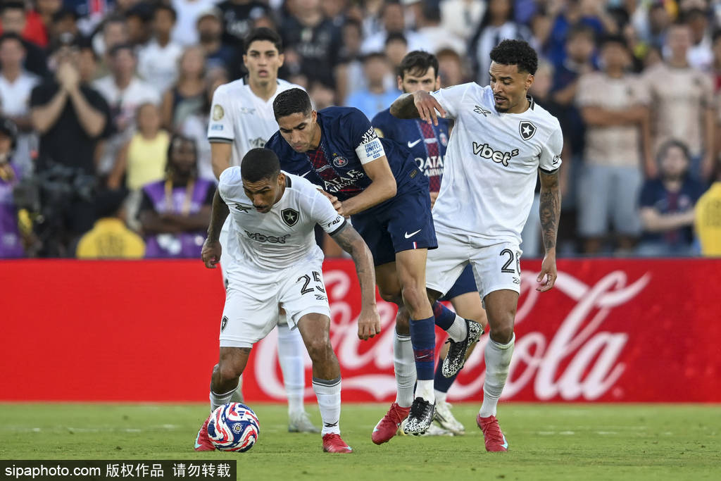 世俱杯-KK幸运球阿什拉夫破门 巴黎2-0以小组头名出线