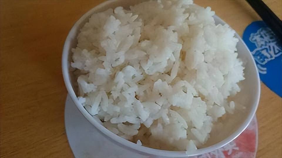 原创            控血糖“主食”排行榜新鲜出炉：白米饭排名垫底，它是糖友的首选