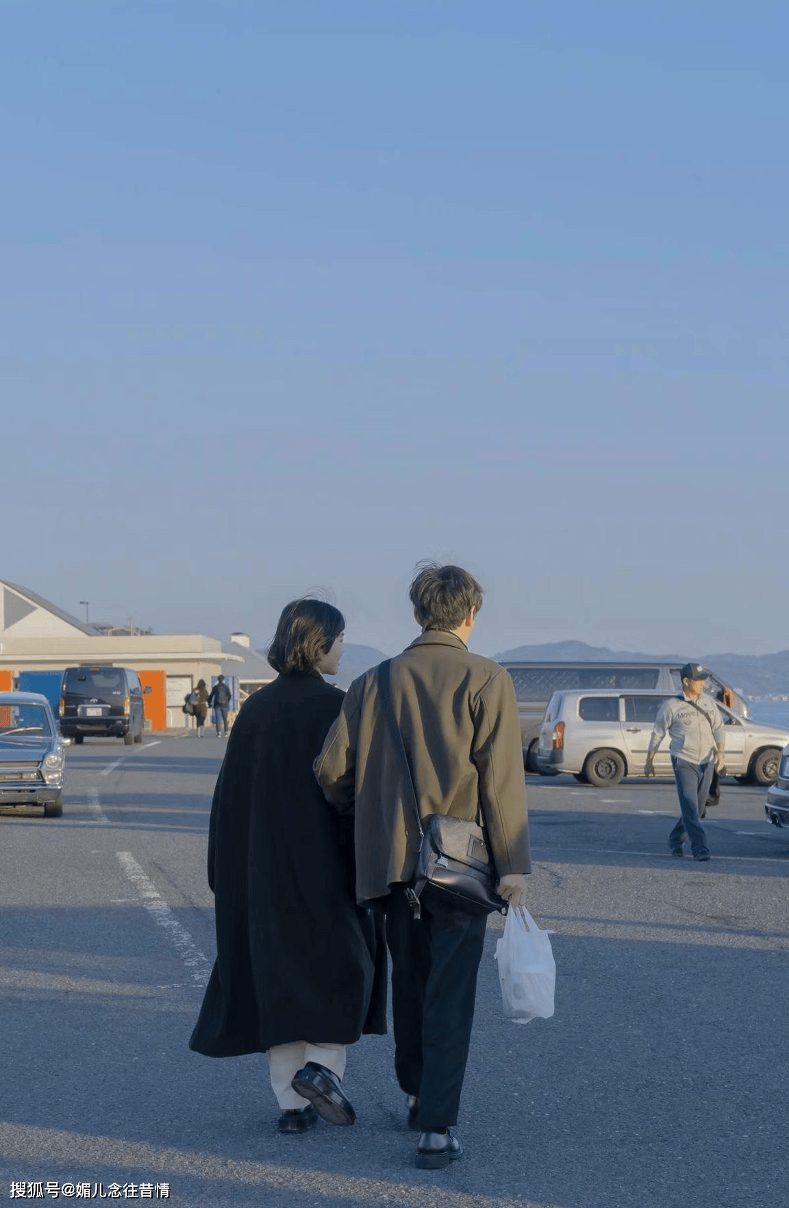 原创            心再狠的男人，也怕这两招“惩罚”：学会这两招，让他后悔变心