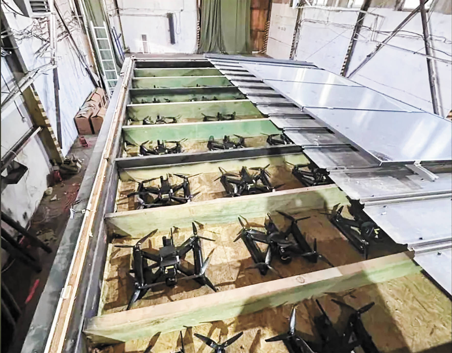 乌“蛛网”行动打开未来作战“潘多拉盒子”？专家：AI助力将使无人机飞得更远