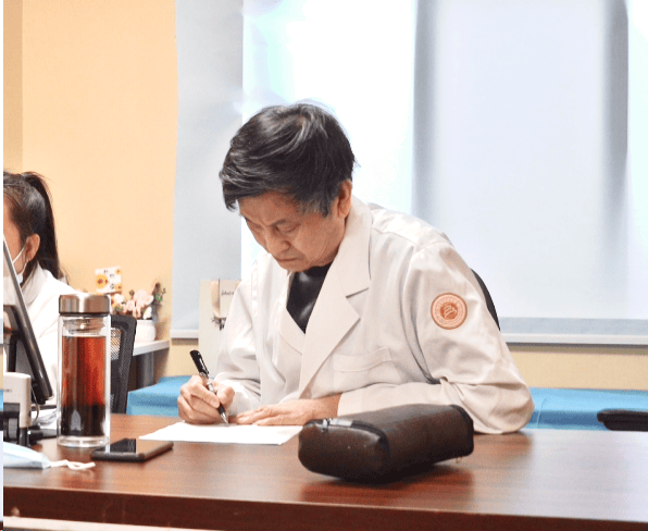 殷海波医生：破解干燥综合征的中医调治之道