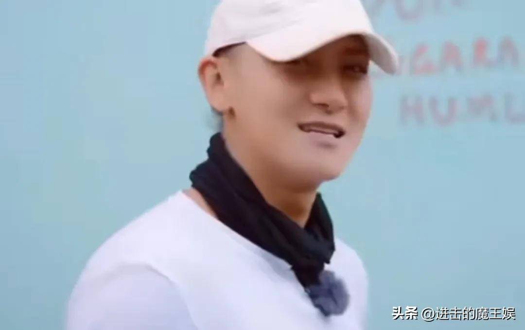 黄子韬自扇两巴掌，真相揭晓，徐艺洋为何选择他？