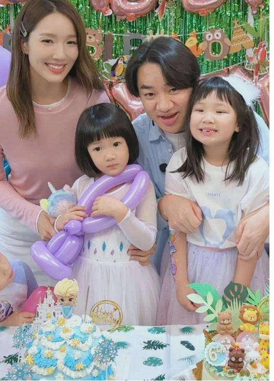 原创            王祖蓝加盟五哈引追忆杀，女儿秉承妈妈基因，甜蜜家庭照曝光