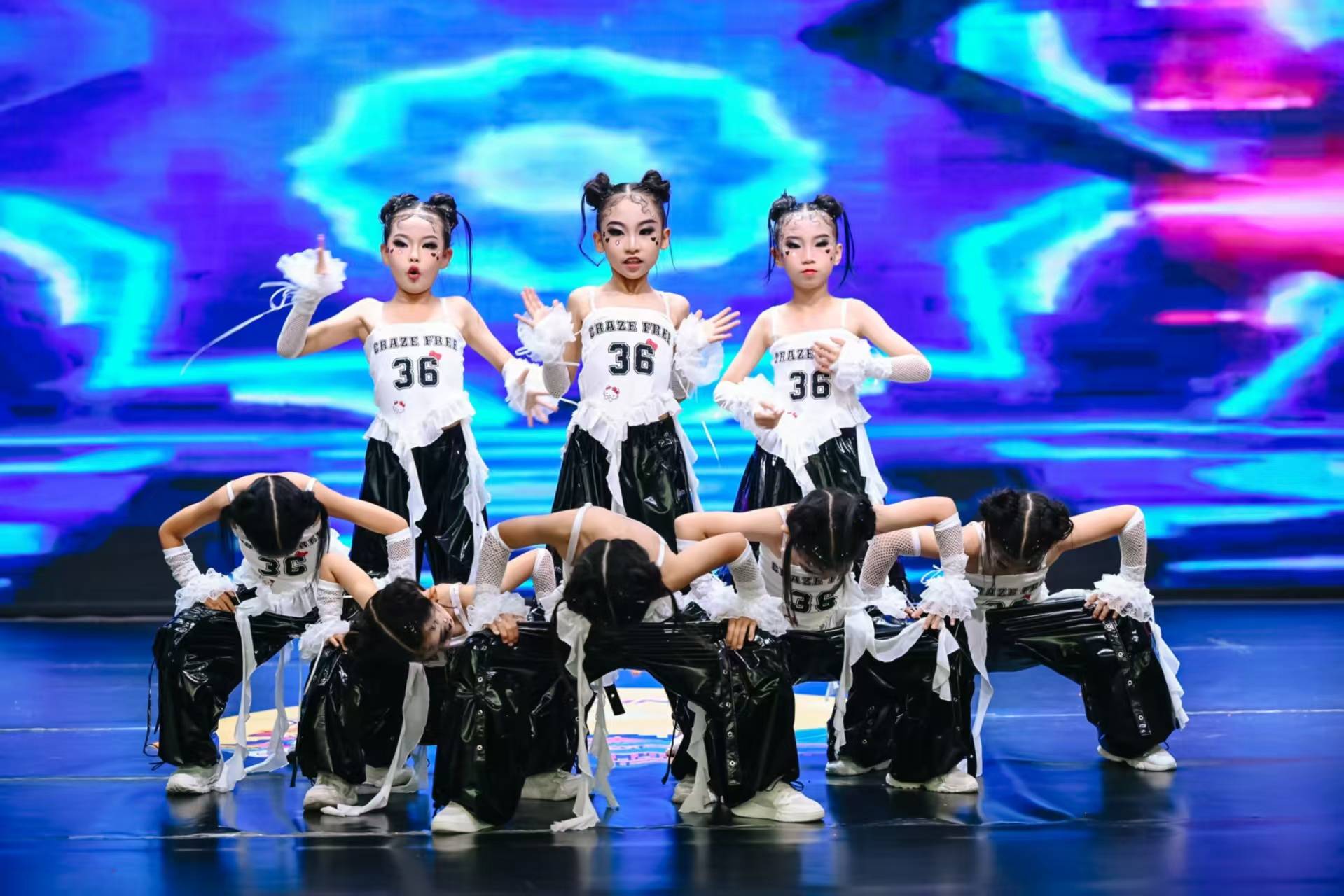 1500余名爱好者亮相陕西省青少年宫艺术团第二届“街舞星少年”流行舞大赛