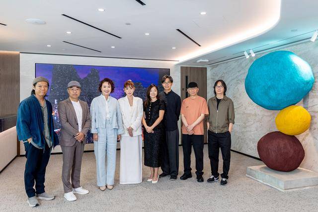 以艺术展现水的回响，安达人寿全球首个财富中心“Chubb 1792 Club”开幕