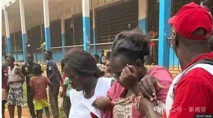 已致29人遇难！5000多名学生发生踩踏……中非共和国警方披露原因