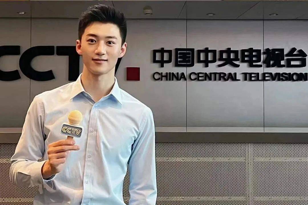 原创            郑新宇和沈倩：同届主持人大赛选手，为何两年之后的发展截然不同？