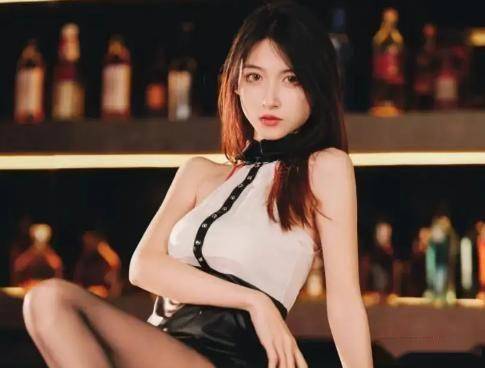 原创            夫妻感情好不好，无需频繁试探，看男人这2个时候就够了！