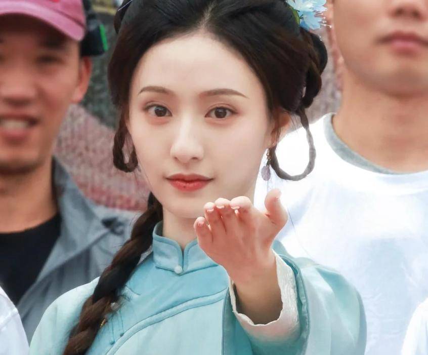 原创            新《还珠》曝光！女主颜值获赞，男主造型劝退，网友：求别毁童年