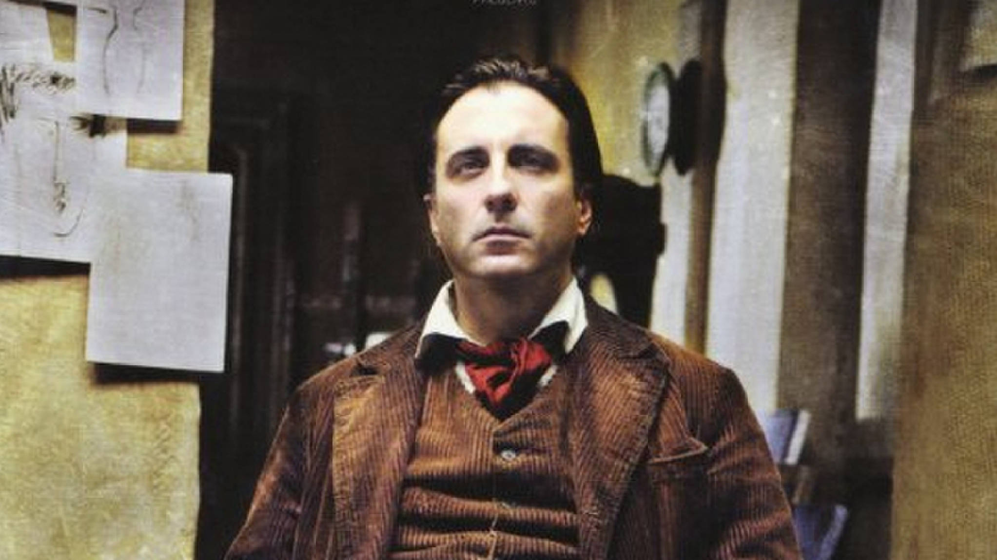 《莫迪里阿尼》：在光影中解构艺术天才的灵魂与时代​