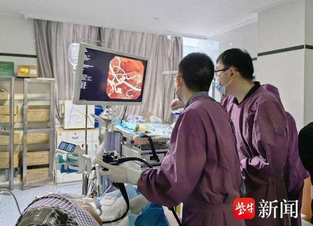 214斤小伙一周瘦10斤，只因在肠道装了个“智能分流器”