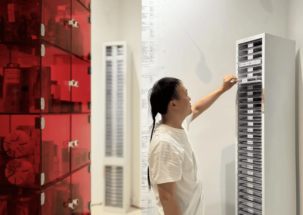 原创            央美小哥自费1万体检 查出190项异常