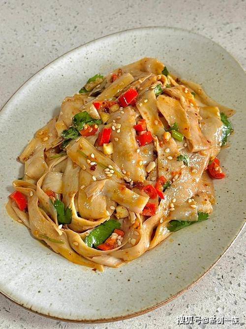 俗话说：“入夏吃8样，身健体也壮”，吃哪8样？建议了解