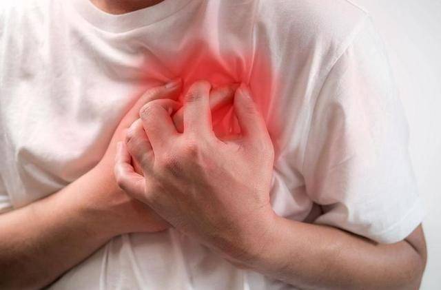 心梗并非偶然！心内科医生实话，易心梗的人，大多有4个共同点