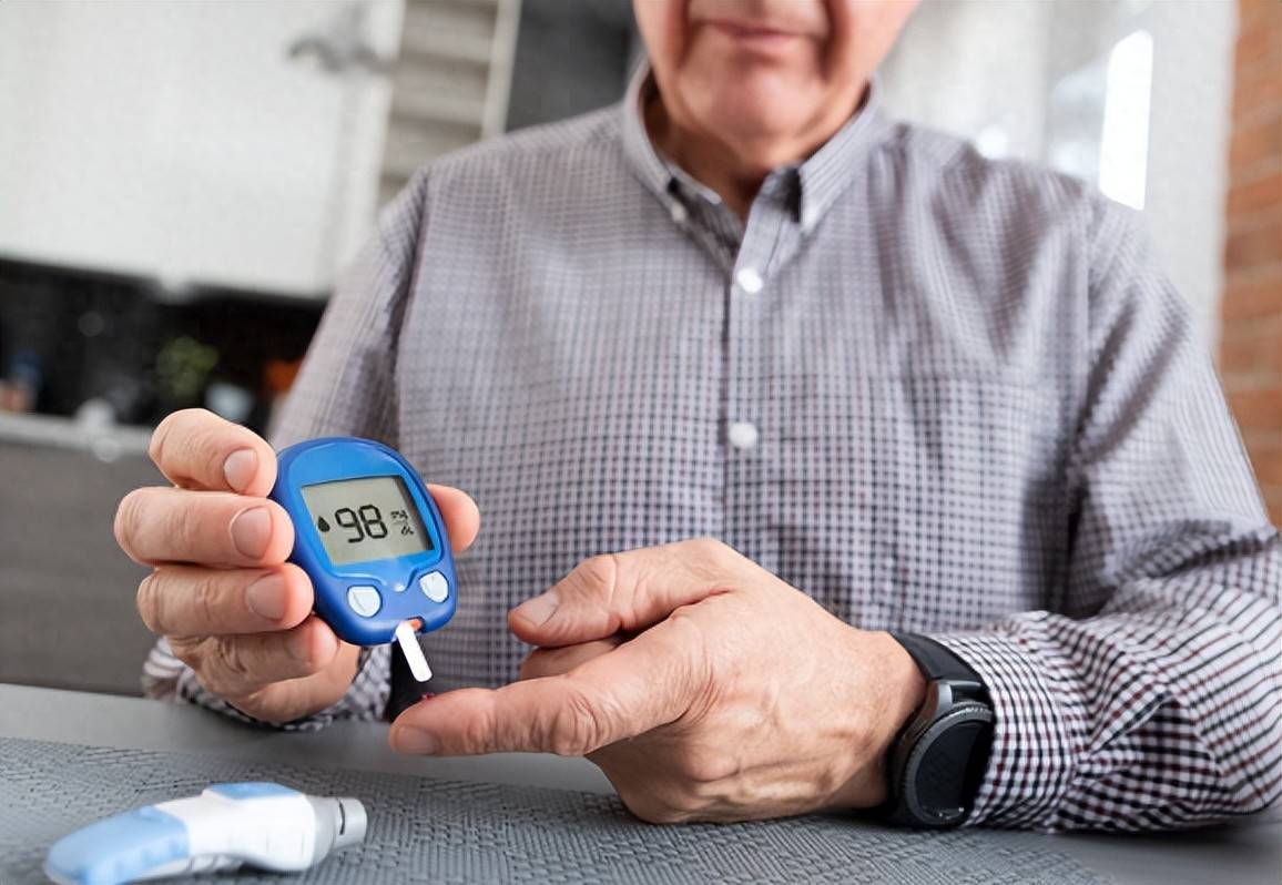 糖尿病病人运动时之营养补充原则