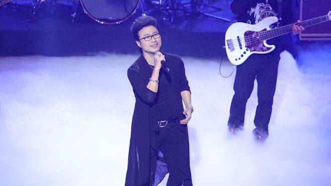 原创            汪峰参加综艺，顺其自然牵宁静的手，靠这招让章子怡森林北沦陷