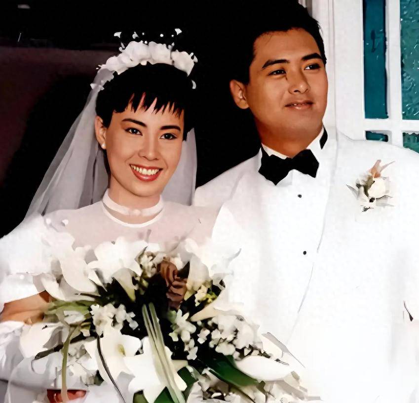 原创            夫妻反目？周润发被操控20年后爆发，当众戳破陈荟莲“真面目”