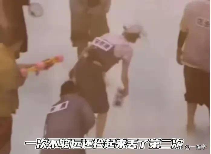 原创            郭艾伦宋雨琦《奔跑吧》泼水大战，网友纷纷发表看法