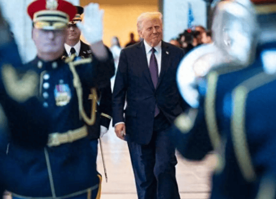 伊朗生死存亡之际，又有2国拨通中方电话！我外长送上“定心丸”