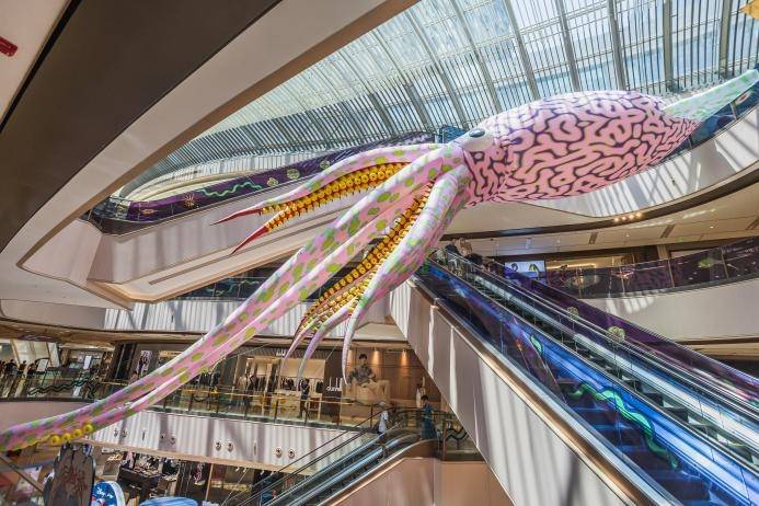 繁华都市幻化“瀚海”，艺术与商业共舞于夏日申城