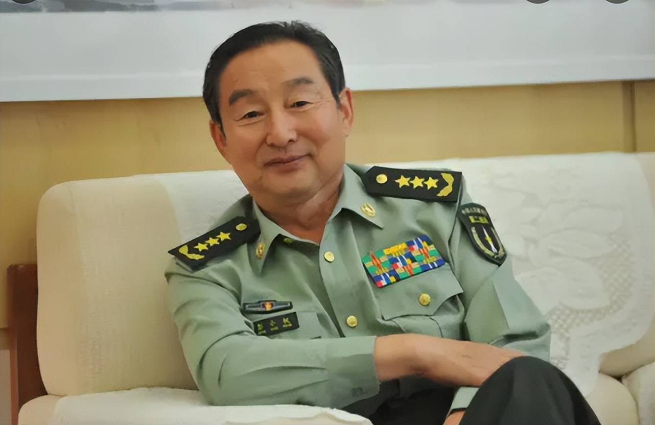 原创            哈军工拒收烈士彭雪枫之子，张爱萍：政审不合格，你母亲有问题