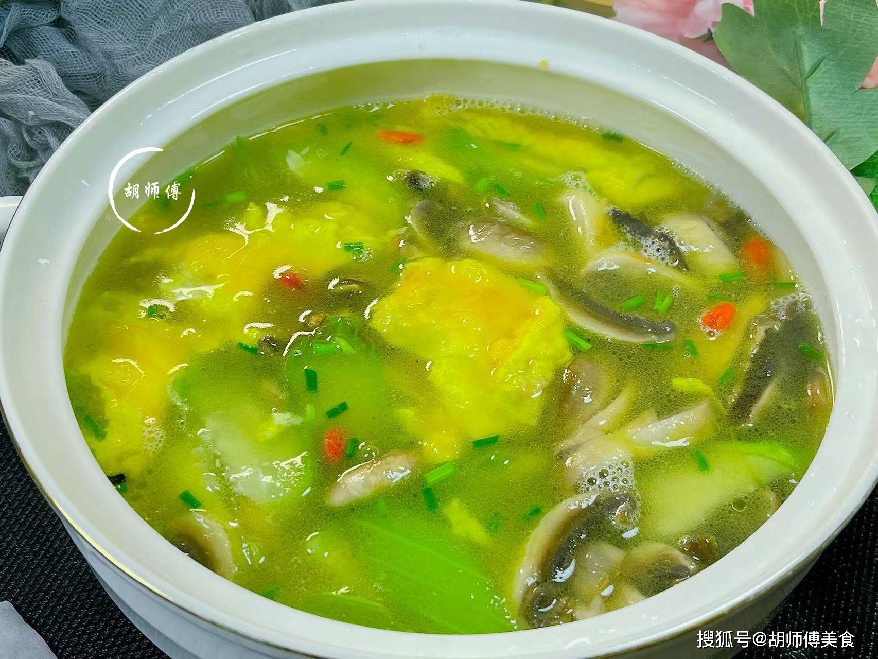 原创            “夏补钾，身不乏”！夏天，常吃2道“高钾菜”，腿脚有劲精神足