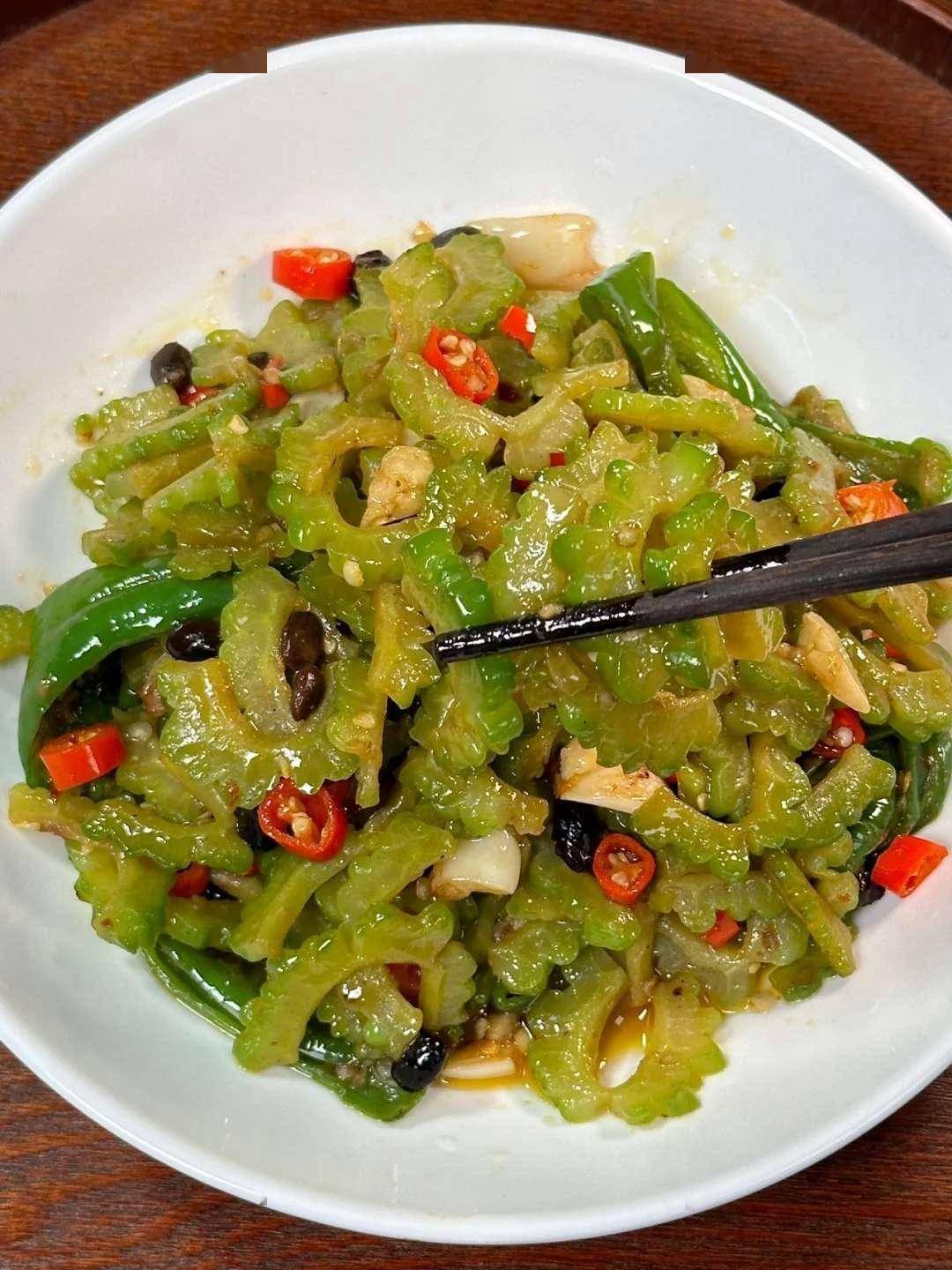 原创            5种“控糖”蔬菜清单！每天吃点，稳血糖、强免疫、少生病！