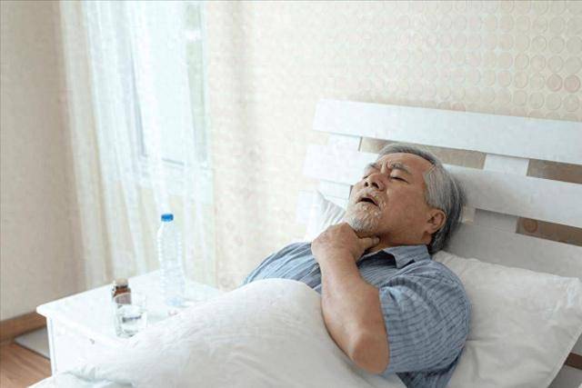 多次强调：一旦患上肺部疾病，夏天别做这4件事了，不要害了自己