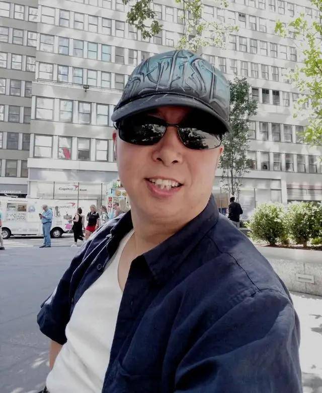 画家卢东升写意人物画荐赏