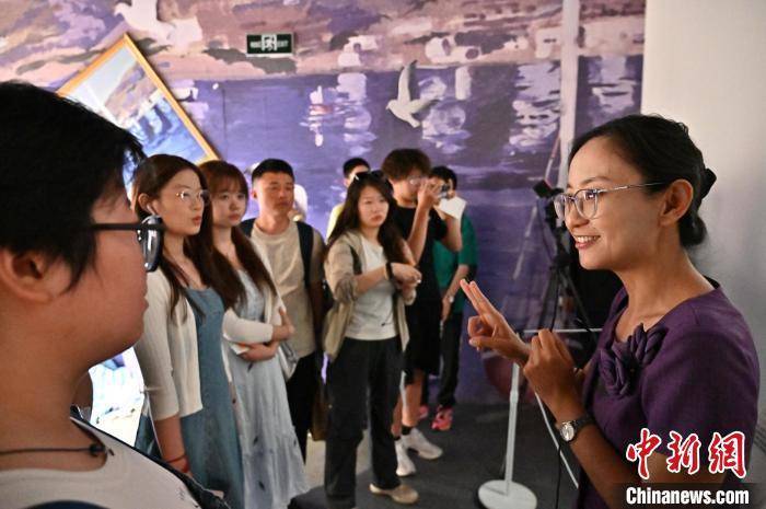 山西博物院带领中高考生“畅游”西班牙油画真迹展